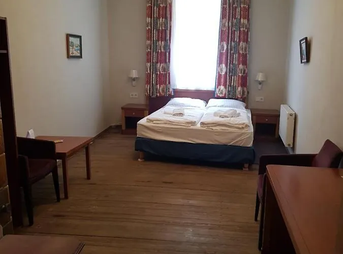 Hotell Restaurant Toscana 3*